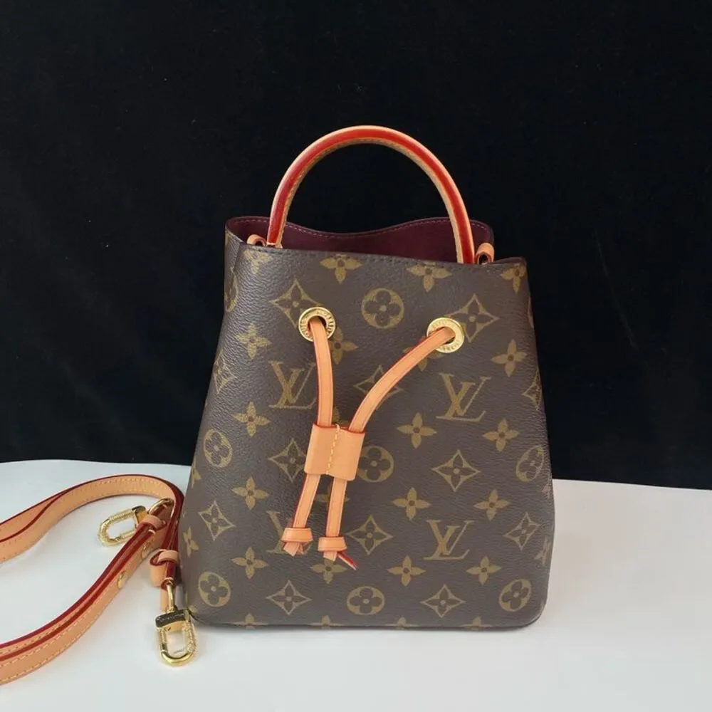 Louis Vuitton Women Pre-Loved Bag Very Good Condition